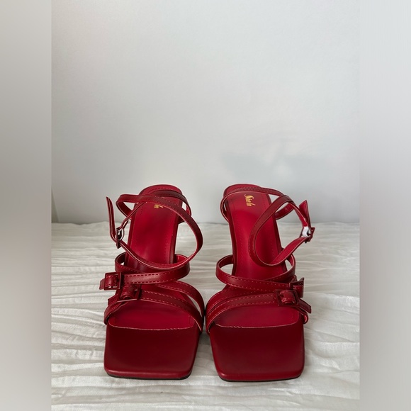 Red straps heels❤️ - Picture 3 of 5